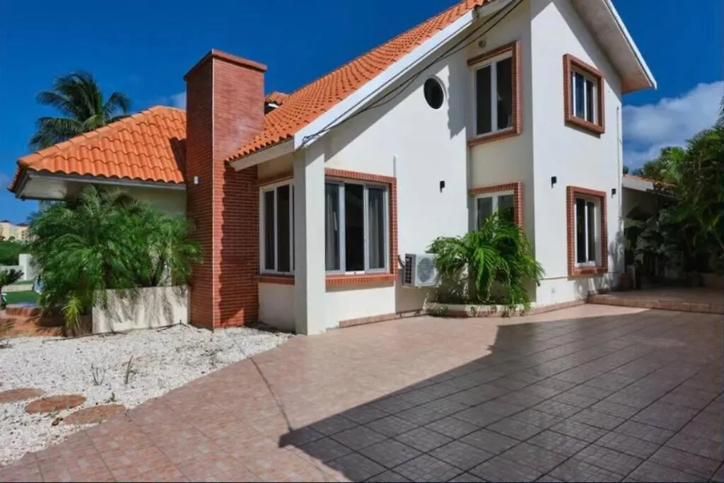 Villa Salina Palm Beach Aruba